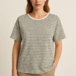 Women's Houndstooth Patterned T-Shirt - Classic Fit