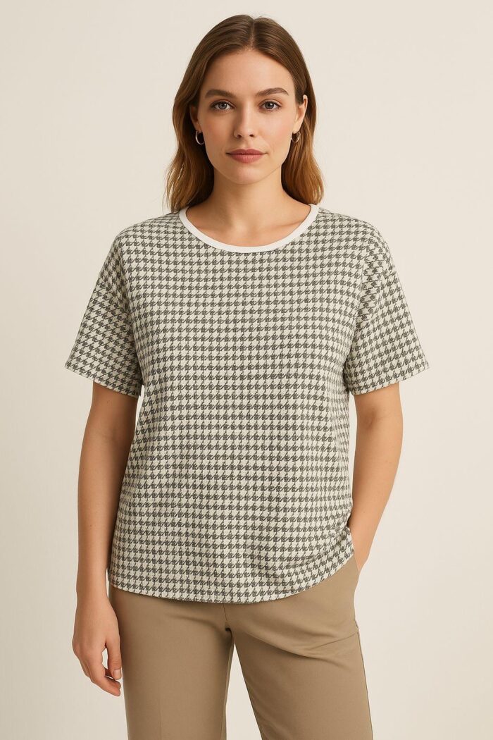 Women's Houndstooth Patterned T-Shirt - Classic Fit - Image 1